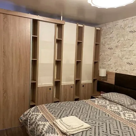 Brand New Valera Luxury * וארנה